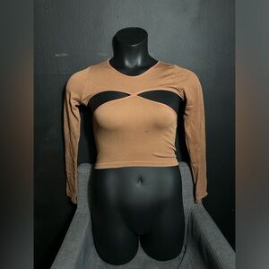 ANWND Brown Cut-Out Long Sleeve Top M/L